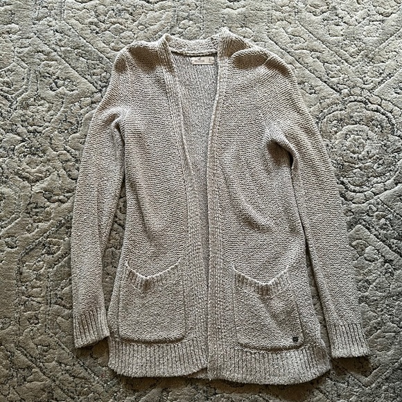 Hollister Sweaters - Hollister cardigan